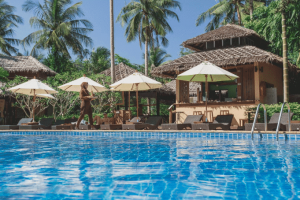 Ban Sainai - pool view